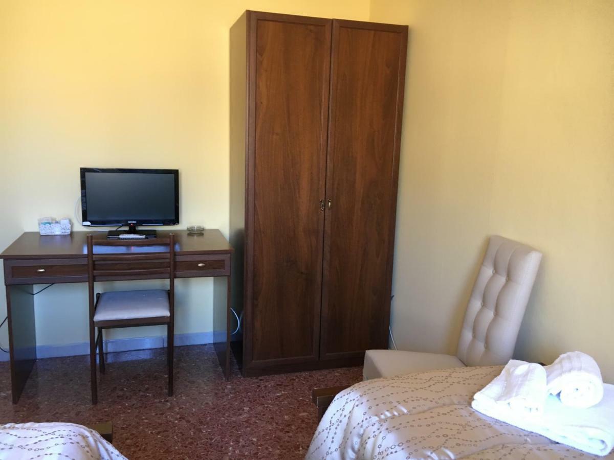 La Citta Degli Dei Bed & Breakfast Agrigento Luaran gambar